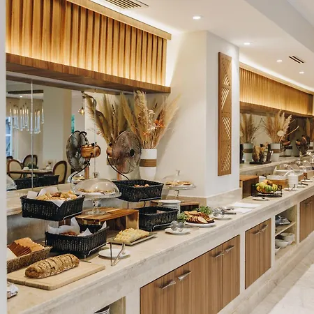 Corsica & Serena Hotell