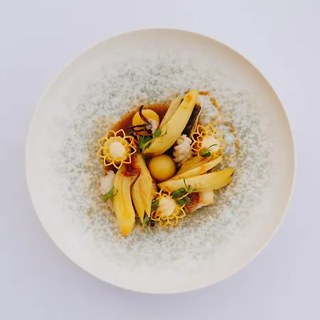 Corsica & Serena Hotel 5*