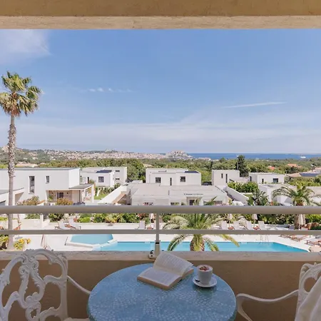 Corsica & Serena Hotell