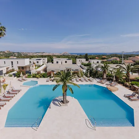 Corsica & Serena Hotell 5*