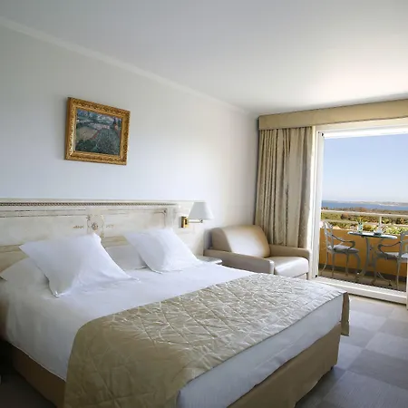 Hotell Corsica & Serena 5*