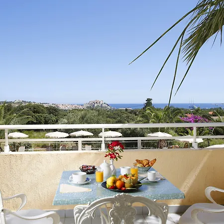 Corsica & Serena Ξενοδοχείο 5*