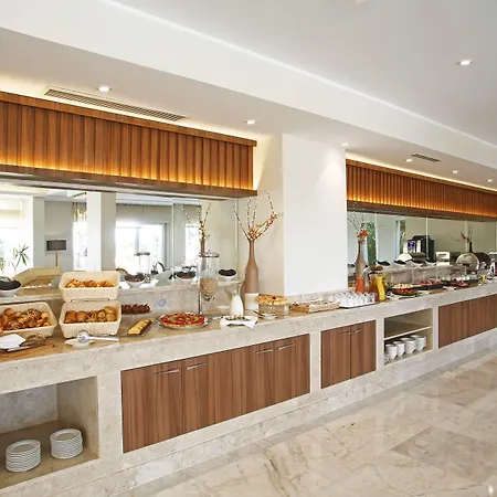 Corsica & Serena Hotell