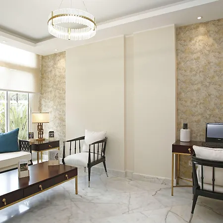 Corsica & Serena Hotel 5*