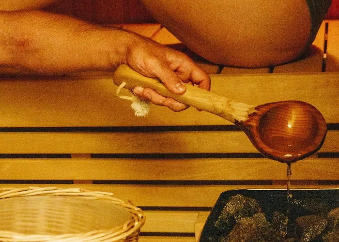 Corsica & Serena Отель