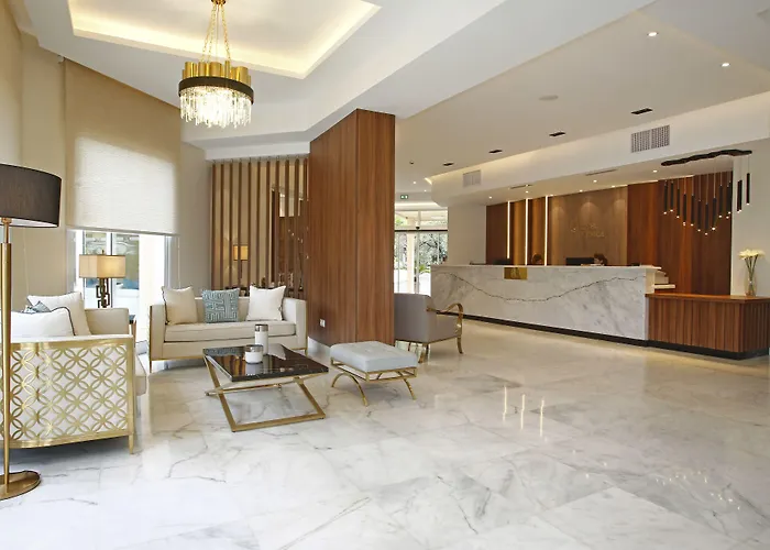 Corsica & Serena Calvi (Corsica)