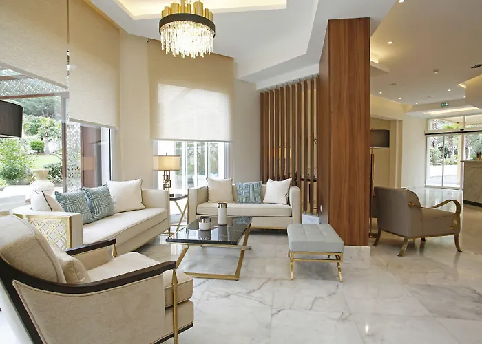 Corsica & Serena Hotel 5*