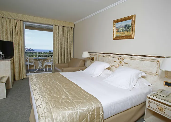 Corsica & Serena 5* Calvi (Corsica)