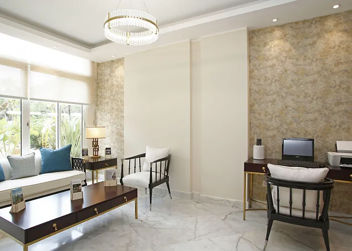 Corsica & Serena Hotel 5*